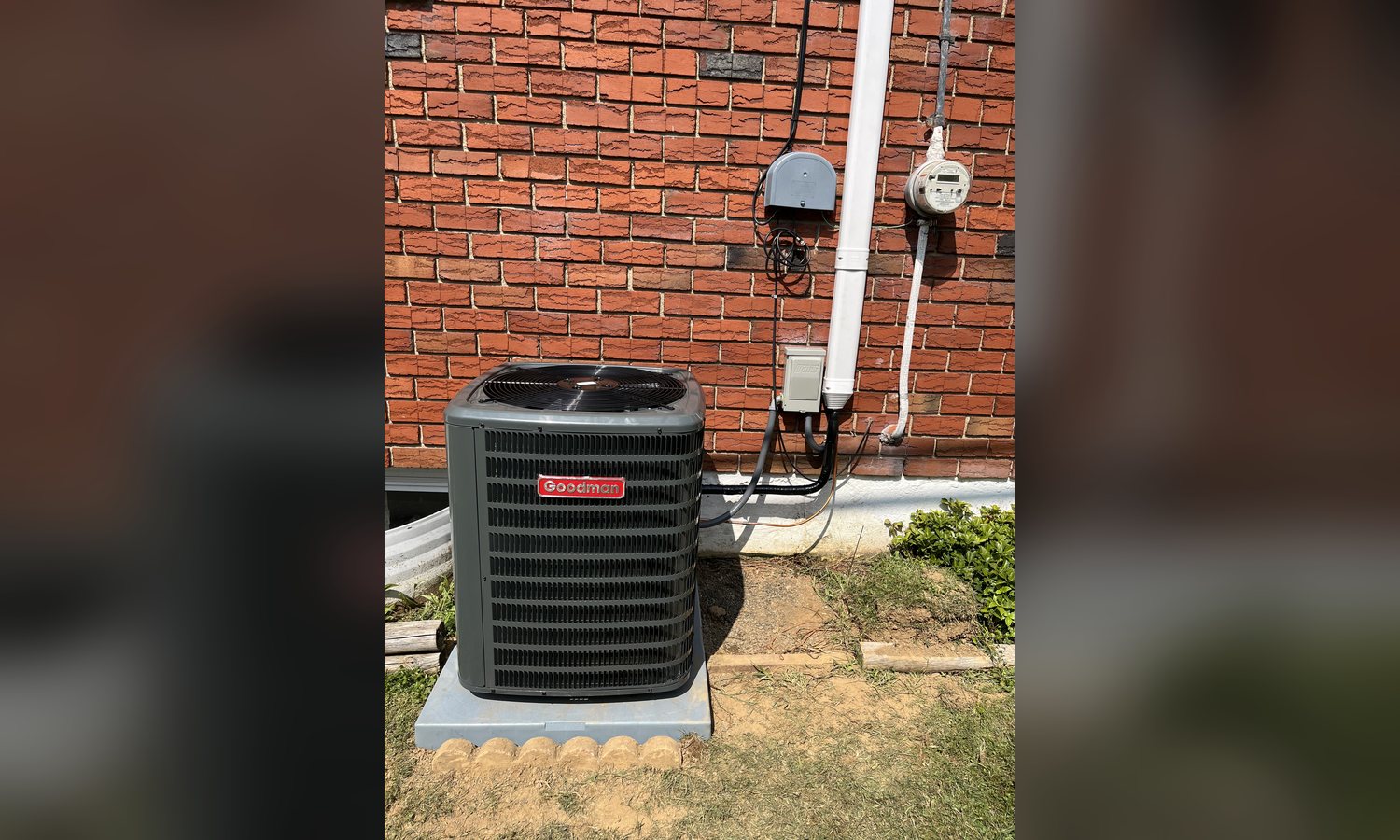 Outdoor air conditioning condenser installed by Unity Heating & Air Conditioning at a Lehigh Valley home